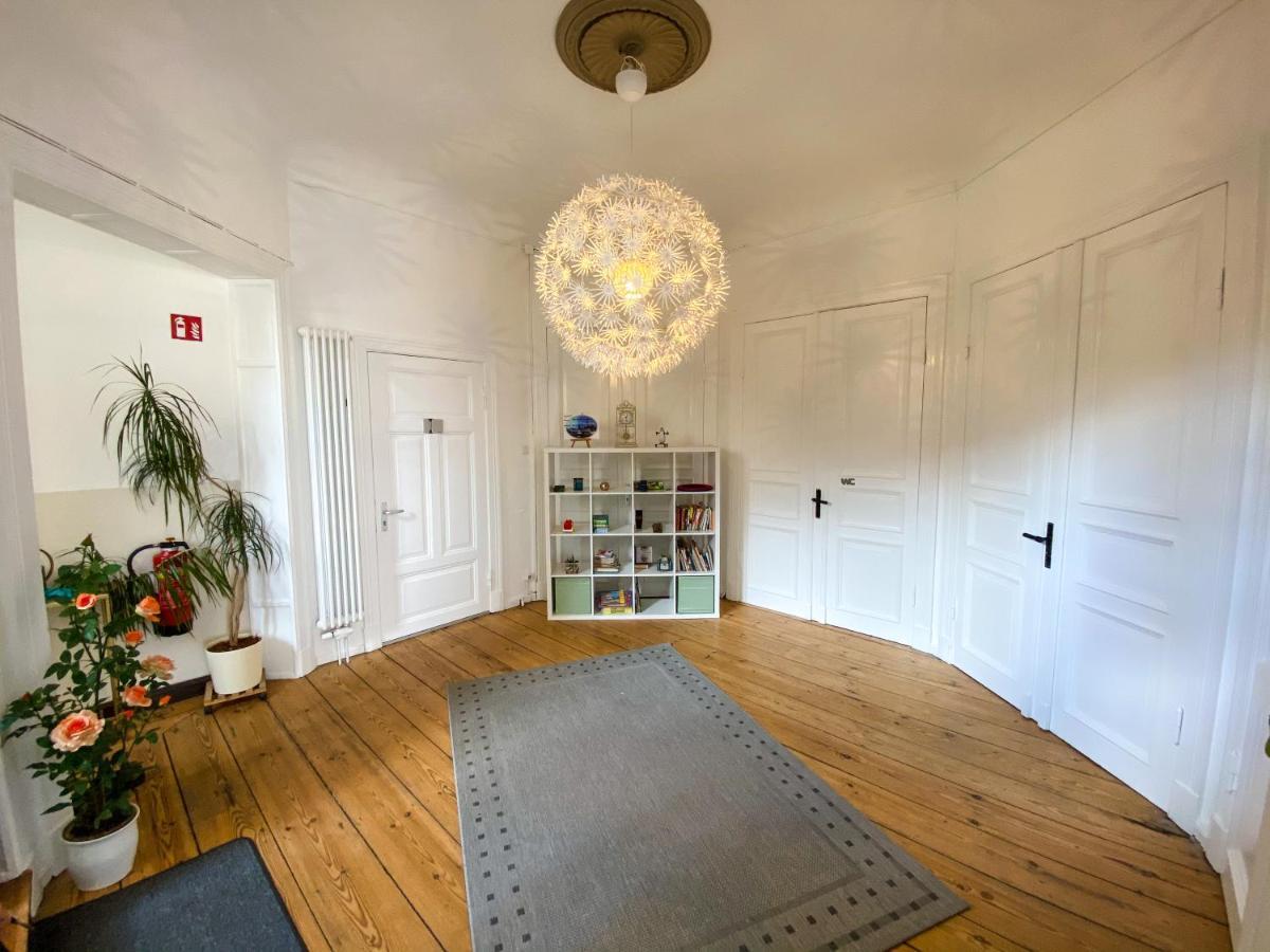 Villa Hanseart Luebeck - Privatzimmer In Zentraler Lage Экстерьер фото